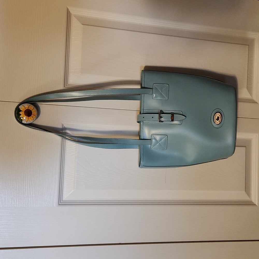 Vintage Dooney & Bourke Little Bucket Bag (irregular)